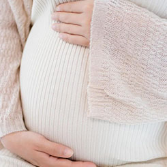 从看到螃蟹首席🆗🇭🇷的采访，到搜🏠索视频、下载、剪⛲🤨辑、加🥛上海添丁助孕